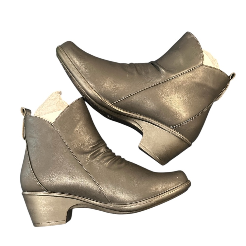 Easy Street Black Ankle Boots - Picture 4 of 12
